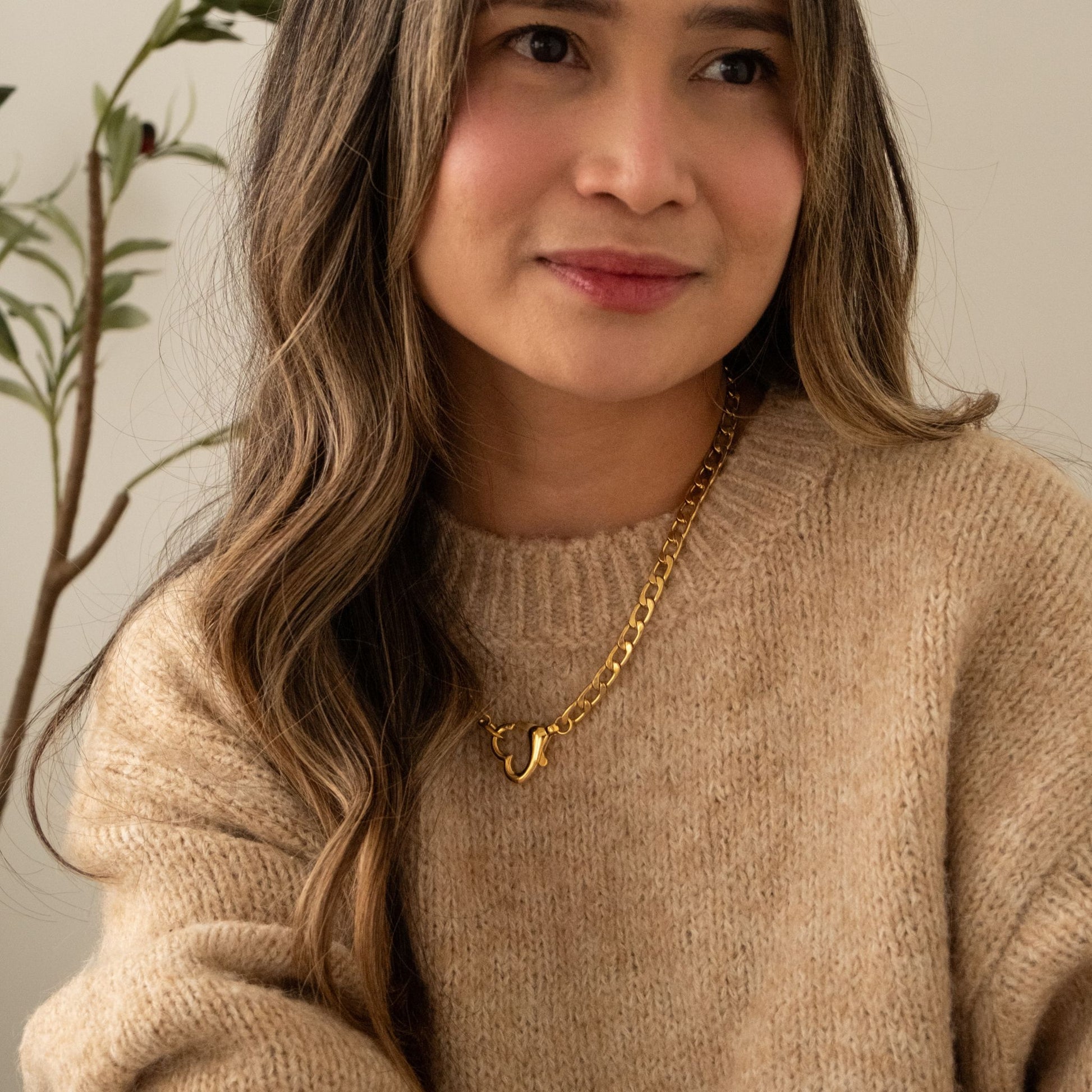 gold cuban chain necklace heart charm