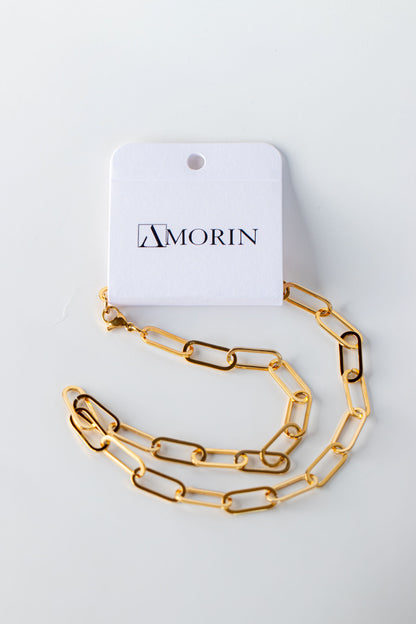 minimalist gold paperclip chain close-up